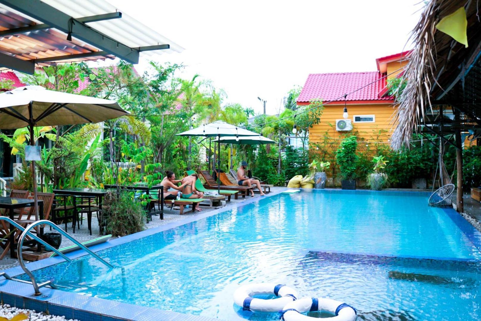 Yellow Star Hostel Kampot Exterior photo